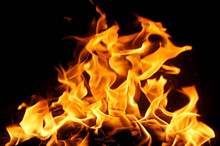 large-سكير-يضرم-النيران-في-جسد-صديقه-بالوادي-5e925